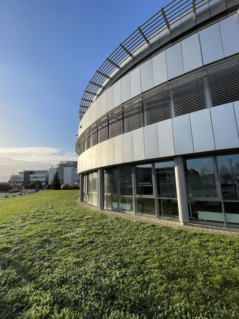 Campus de Strasbourg 
École de commerce
Alternance